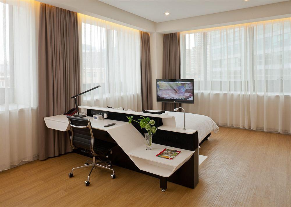 Tangram Hotel Peking  Buitenkant foto